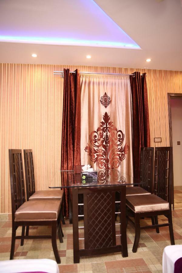 Premier Inn Gulberg לאהור מראה חיצוני תמונה