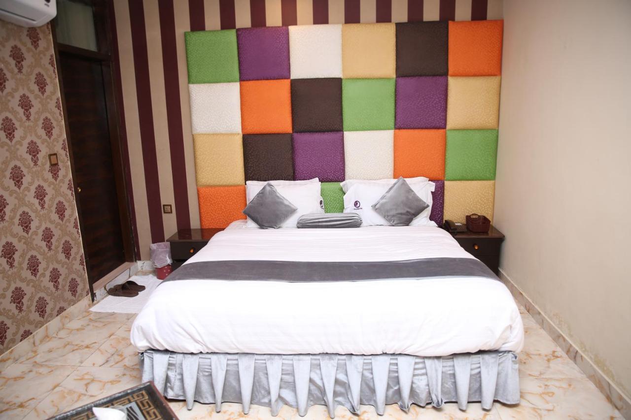 Premier Inn Gulberg לאהור מראה חיצוני תמונה